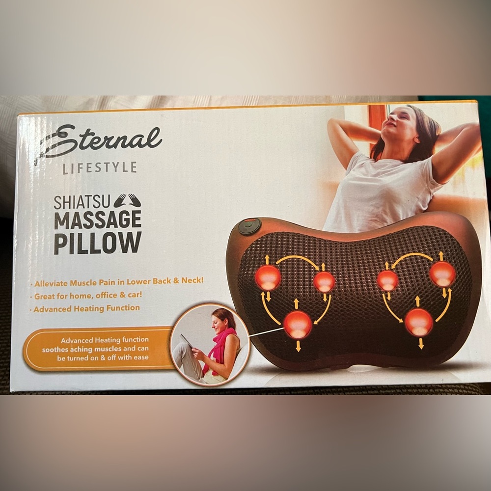 Shiatsu massage pillow